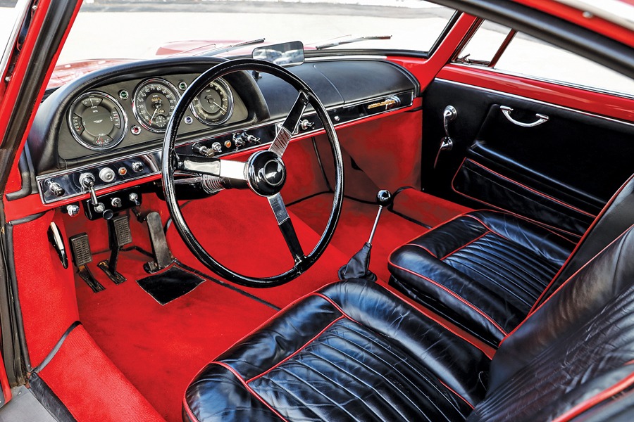 1954-aston-martin-db2-4-coupe-bertone-interior