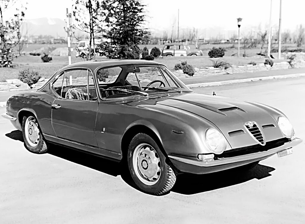 1963_Bertone_Alfa_Romeo_2600_Sprint_HS_01