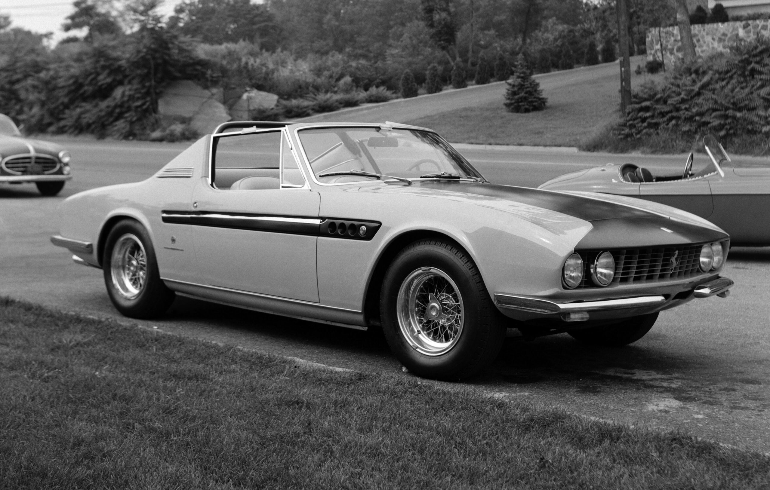 1965-Michelotti-Ferrari-330-GT-Spyder-01