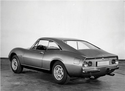 1968_Pininfarina_Fiat_Dino_Berlinetta_Prototipo_04~2