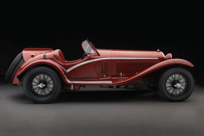 1934_alfa-romeo_8C-2300-touring_01