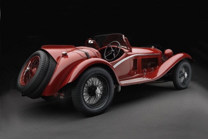 1934_alfa-romeo_8C-2300-touring_02