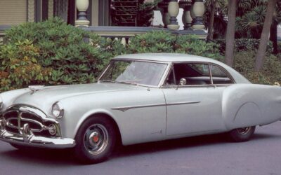 Packard 2-Door Fastback