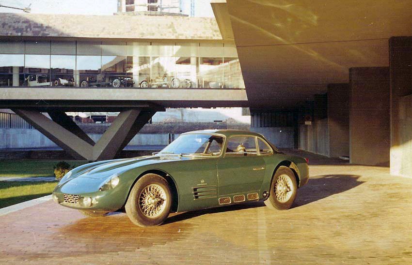 1961-Michelotti-Conrero-Triumph-Le-Mans-01