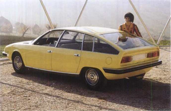 1967_Pininfarina_BMC-1800_02
