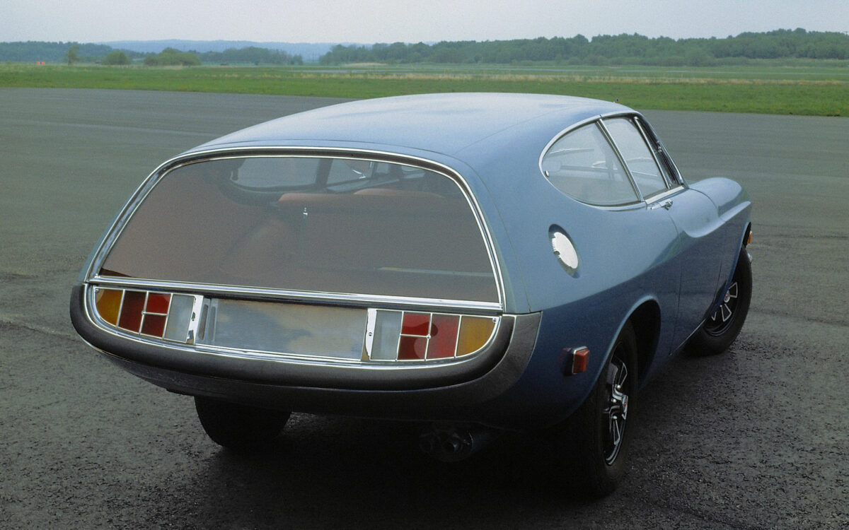 1968_Frua_Volvo_P1800_ES_Rocket_03