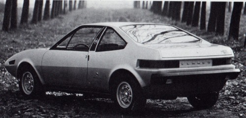 1972_Michelotti_Fiat_132_Coupe_Flares_02
