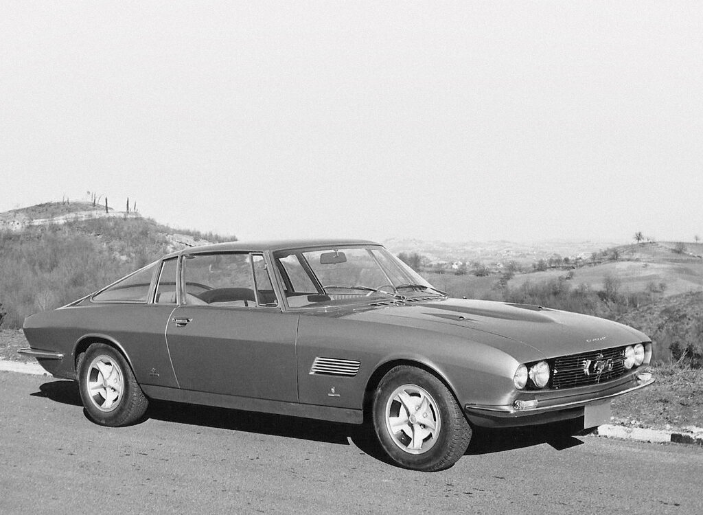 1965_Bertone_Ford_Mustang_08