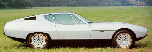 1967_Bertone_Jaguar_Pirana_05