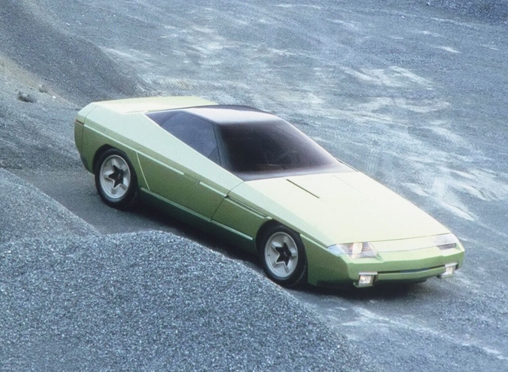 1984_Bertone_Chevrolet_Ramarro_Concept_01