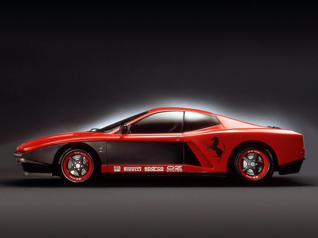 1993_Zagato_Ferrari_FX93_Concept_03