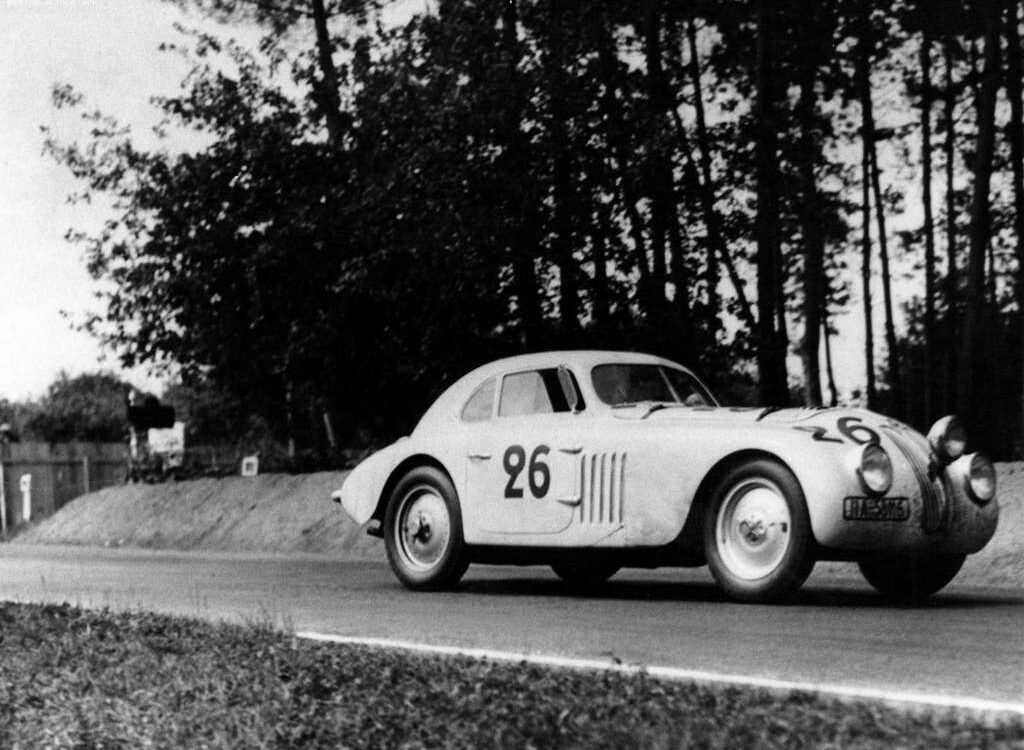 BMW-328_Touring_Coupe-1939-1024-04
