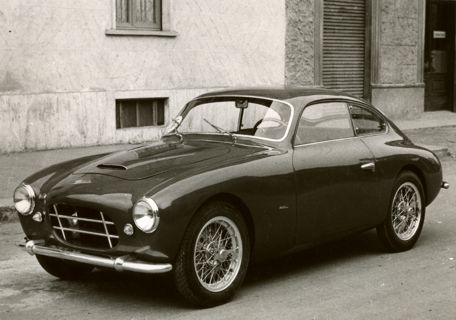 GFH Motto Renault 4CV Coupe was built by Swiss mechanic Hansruedi Hauri and  Italian (Turin) coachbuilding