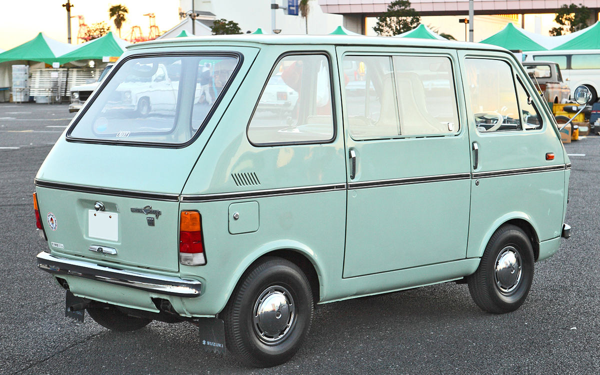 1200px-Suzuki_Carry_Van_402