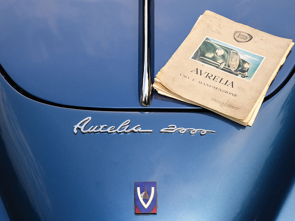 Lancia-Aurelia-B52-2000-Coupe-Vignale-1952-8