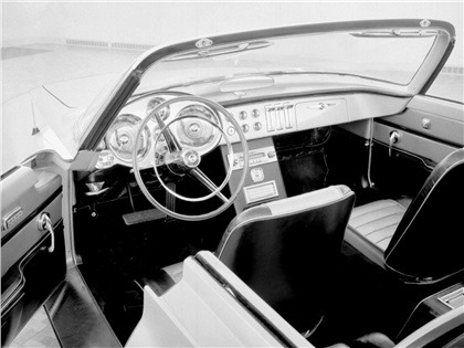 1957_Ghia_Chrysler_Dart_Concept_Interior_01