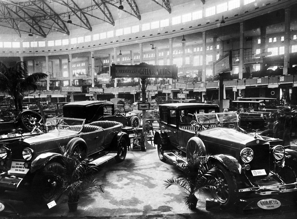 Stand Ghia al Salone dell’automobile di Milano del 1925