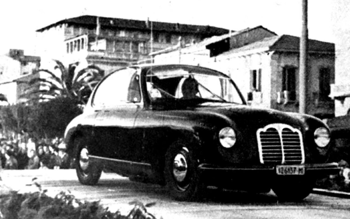 800px-1949_Viareggio_Fiat_1100_Zagato