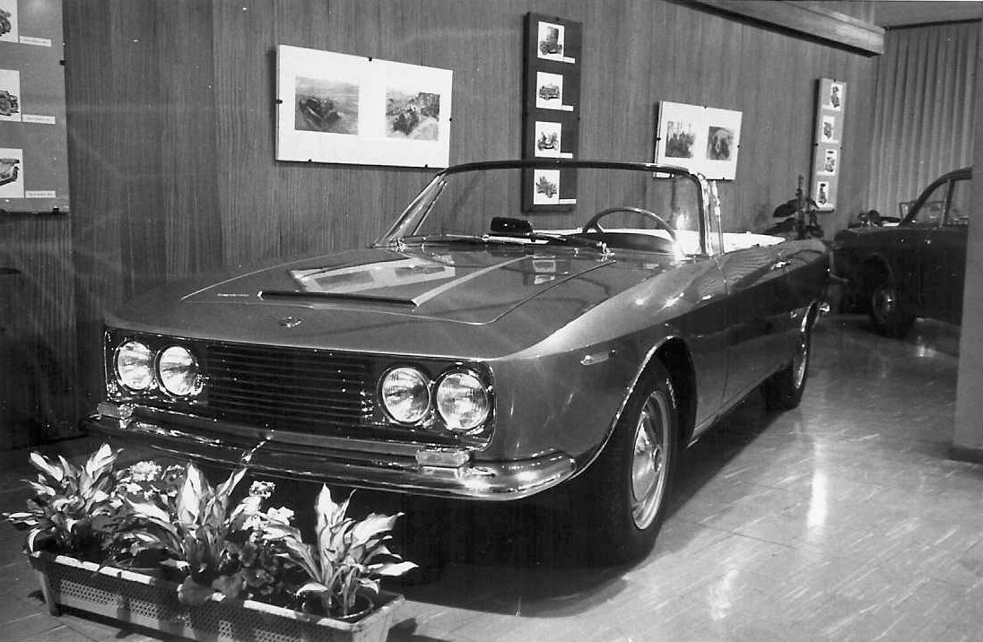 Boneschi Fiat 2300 Cabriolet 1964