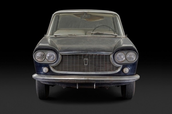 Fiat 2100 Berlina Savio 1961d